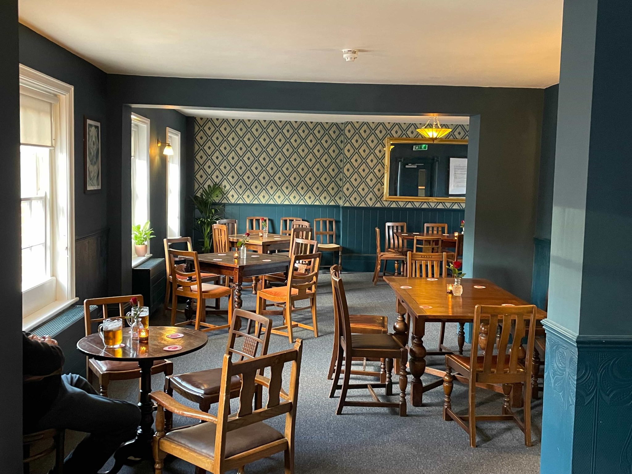 Photo of The Old White Bear, Camden